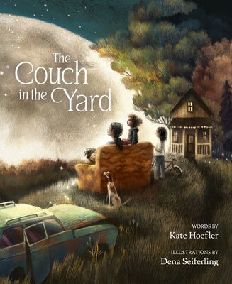 The Couch in the Yard by Hoefler, Kate